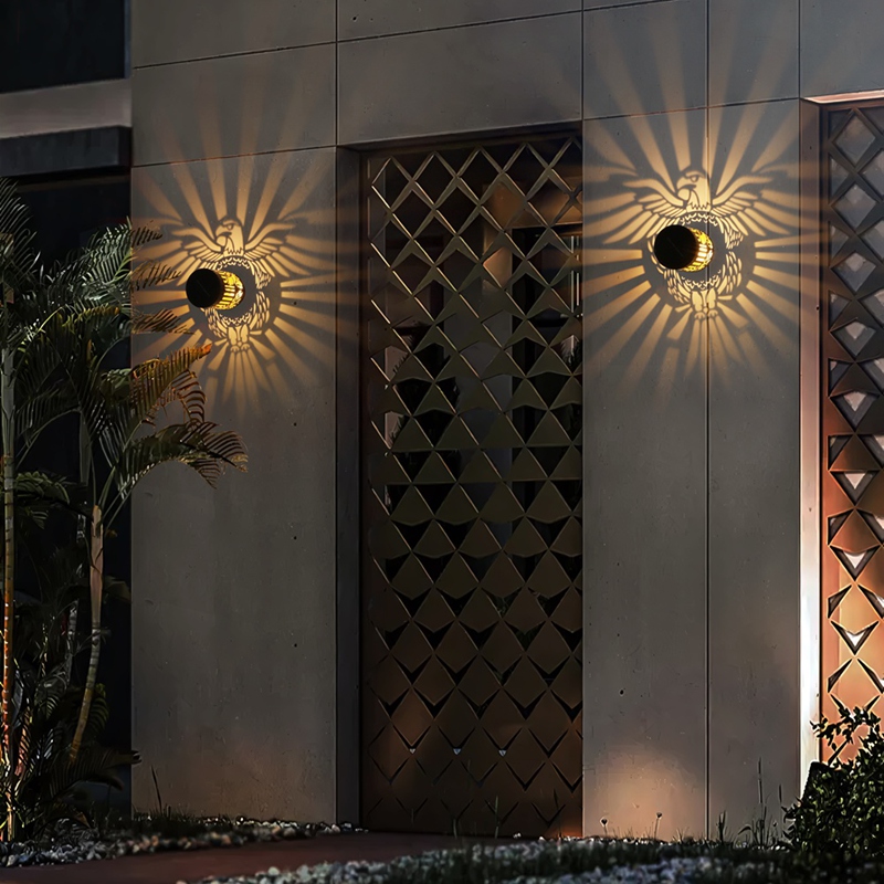 2 Pack Solar Fence Lights Meta – Lighting Metal Wall Decor recenzja i cena